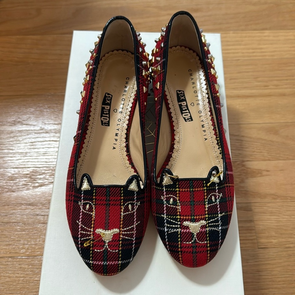CHARLOTTE OLYMPIA KITTY UNPLUGGED